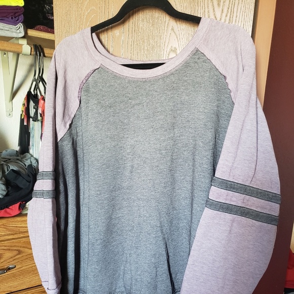 Maurices Sweaters - Sweatshirt Maurices Sweaters - Sweatshirt